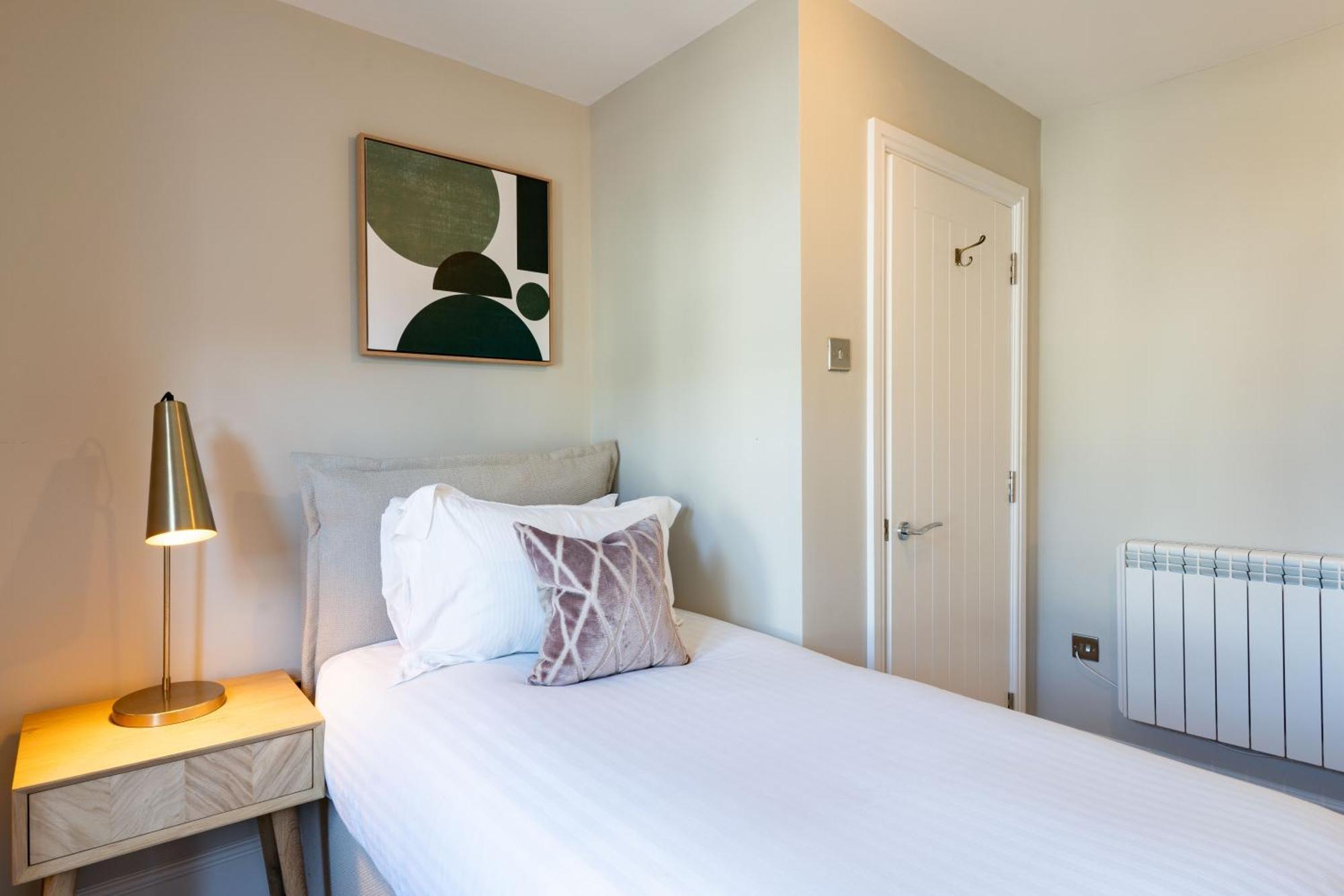 Wellington Place I Your Apartment Μπρίστολ Εξωτερικό φωτογραφία
