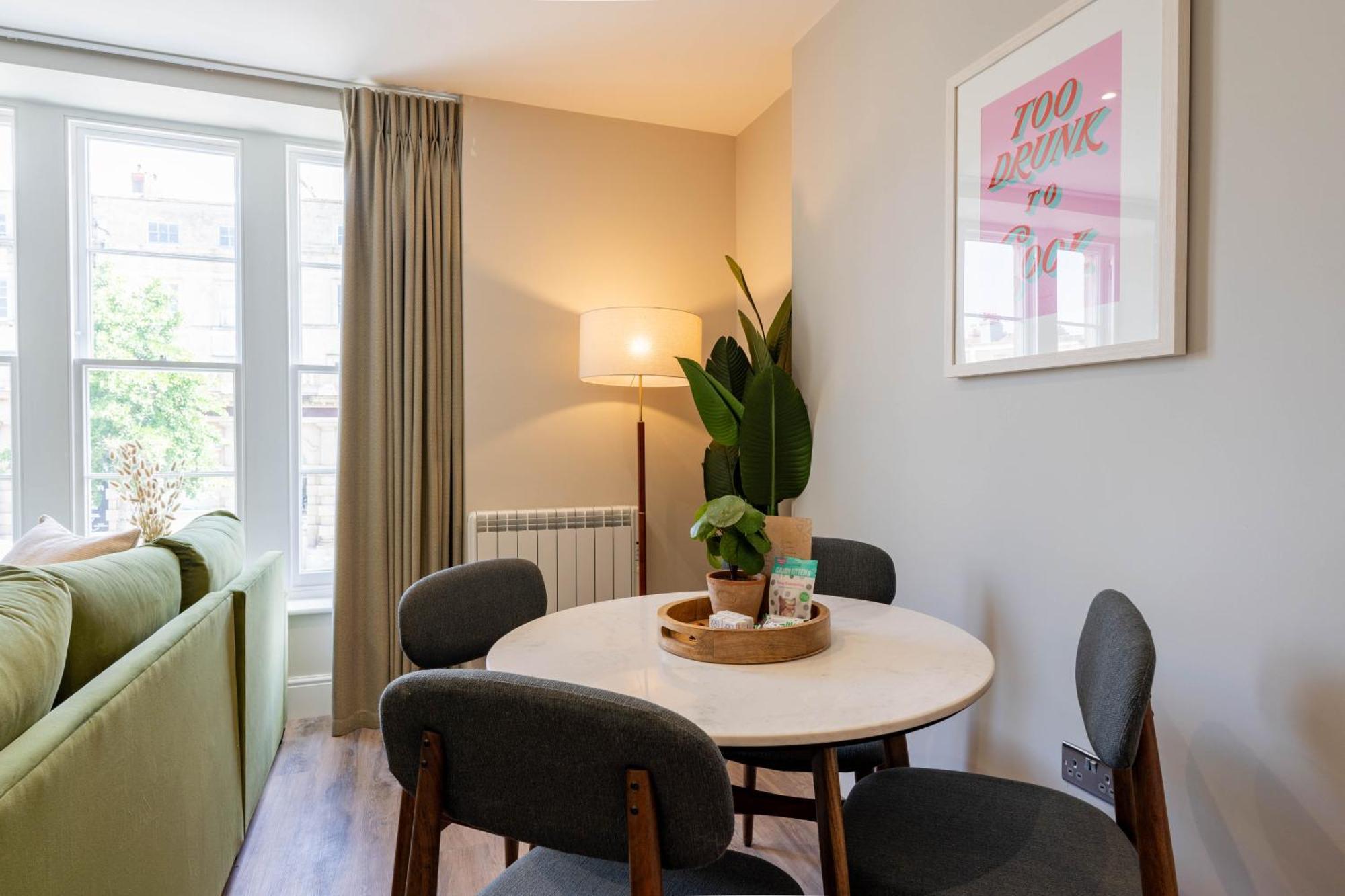 Wellington Place I Your Apartment Μπρίστολ Εξωτερικό φωτογραφία