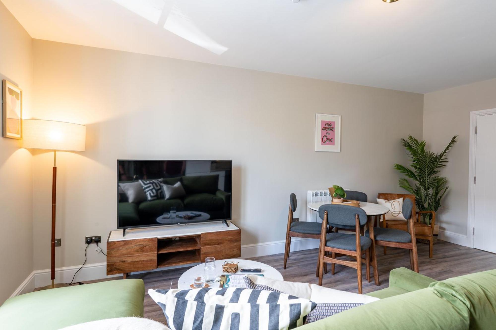 Wellington Place I Your Apartment Μπρίστολ Εξωτερικό φωτογραφία